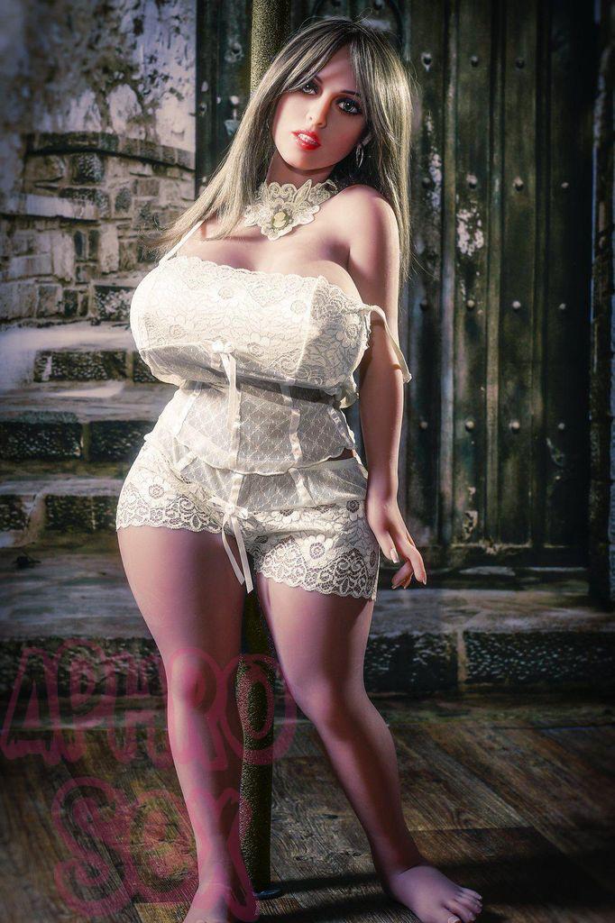 Mimi,bewitching&well-developed - #SDB9EF0